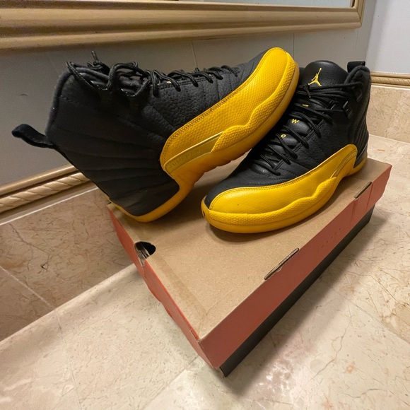 University Gold Retro Jordan 12 (Size 9) - Picture 1 of 6